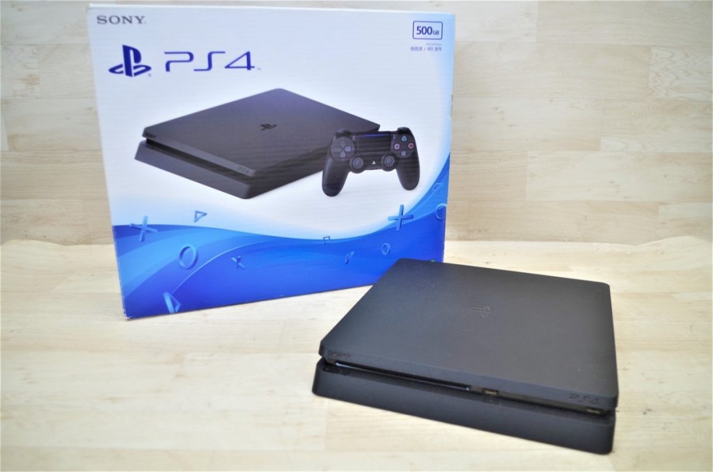 SONY ソニー PlayStation4 PS4 プレステ4 本体 CUH-2017A ジェット・ブラック 黒 初期化済み 海外製のお買取を