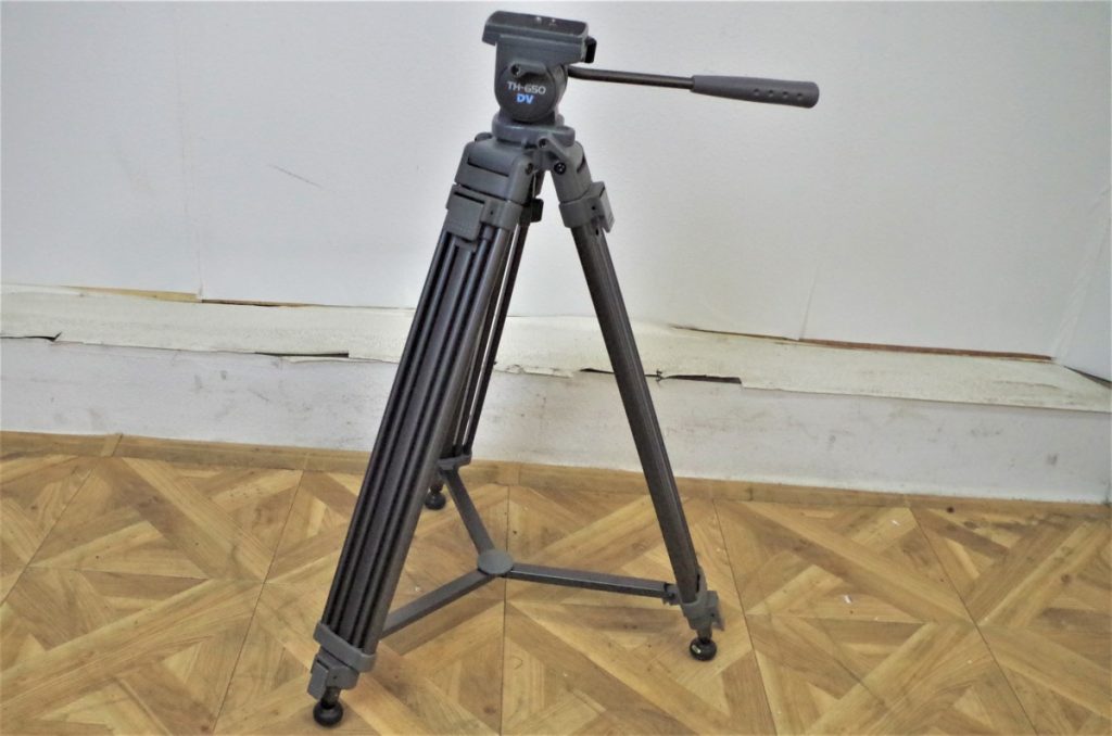 Libec TH-650DV リーベック 小型ビデオカメラ用 三段 三脚 業務用 最小