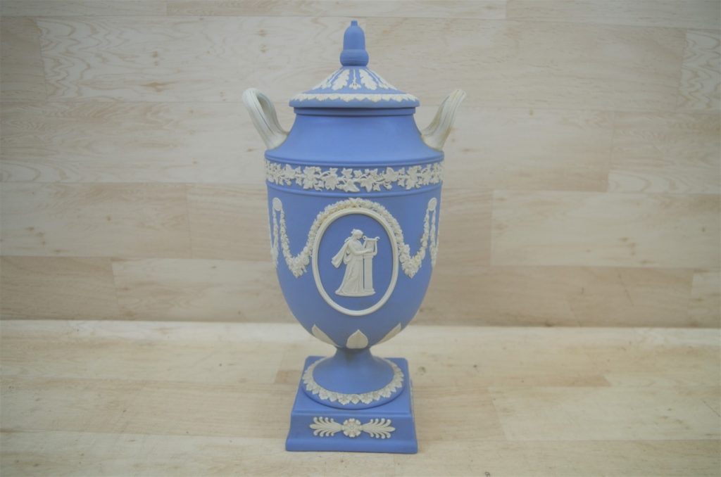 WEDGWOOD ジャスパー ペールブルー 壺 飾り 陶器 ウェッジウッド