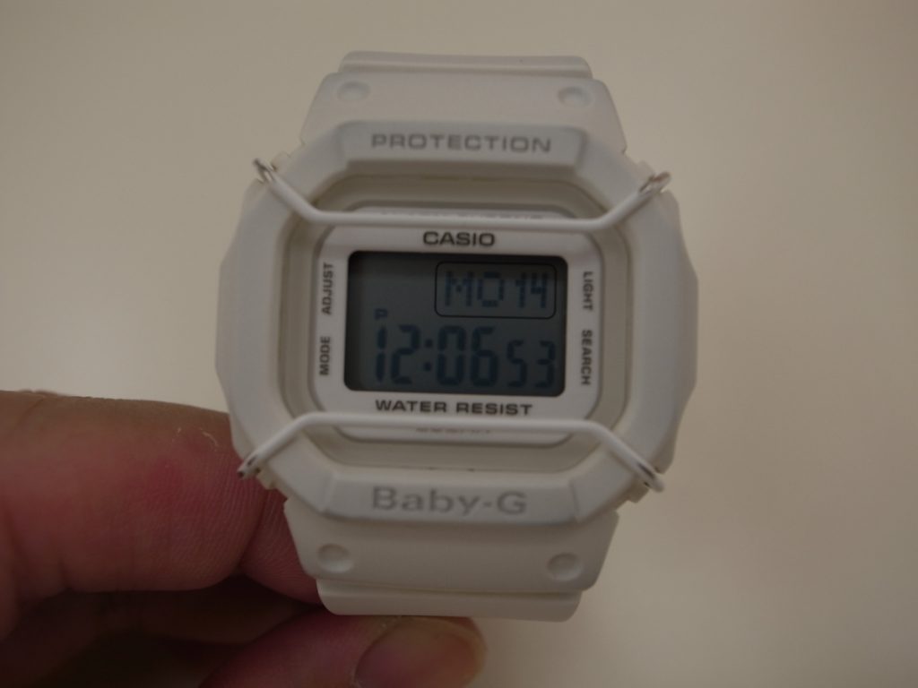カシオ 腕時計 ベビージー BGD-501-7JF ホワイト