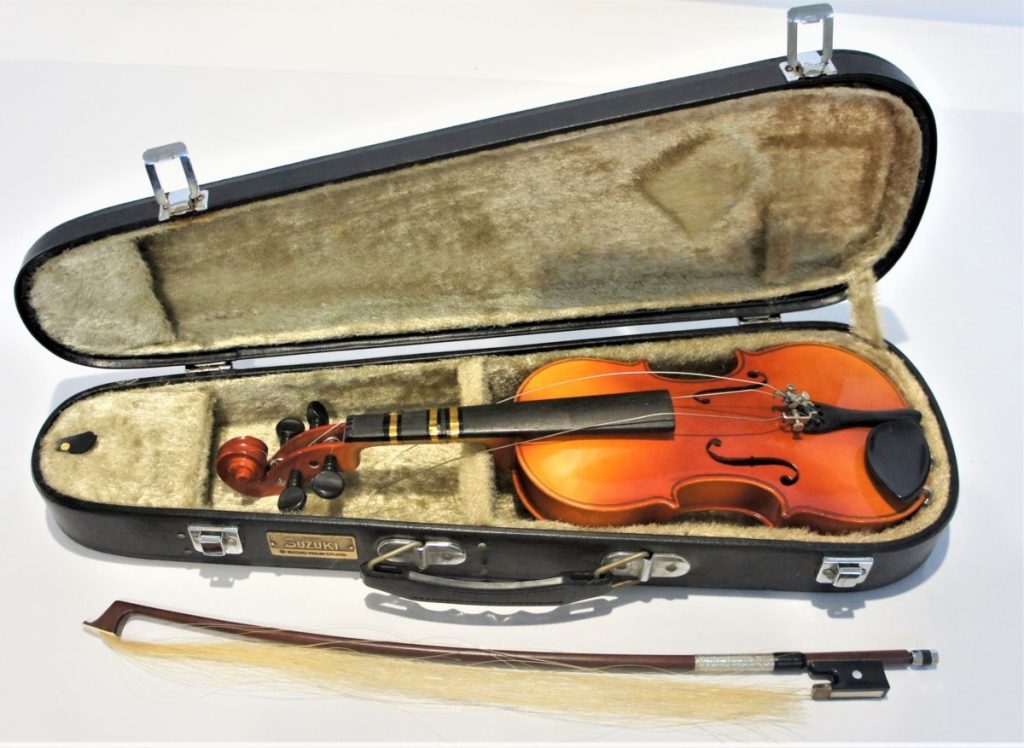 SUZUKI スズキ 楽器 バイオリン Established 1887 in Nagoya No.220 Size 1/10 ハードケース