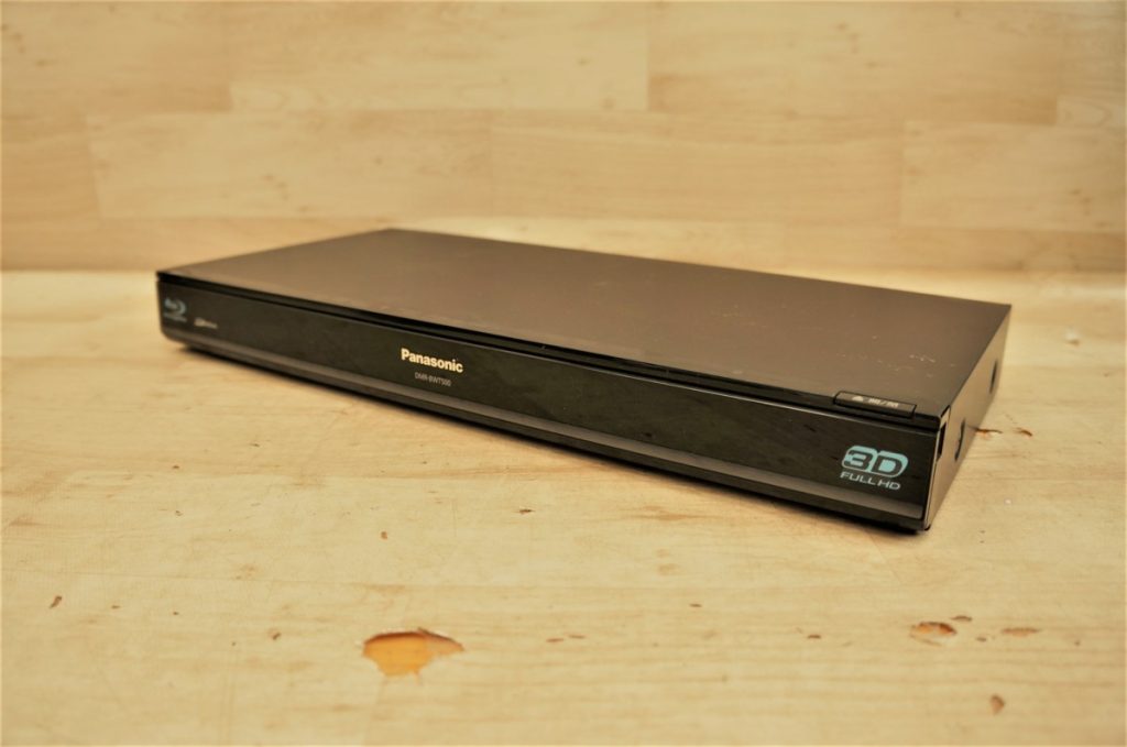 Panasonic DMR-BWT500 パナソニック ブルーレイディスクレコーダー 2011年のお買取をさせていただきました。 | 出張買取
