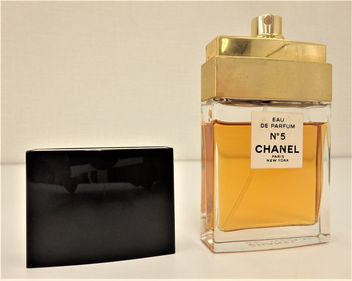 シャネル N°5 CHANEL 香水 35ml 1.2FL.OZ フランス製 フレグランス 残量8割のお買取をさせていただきました。 | 出張