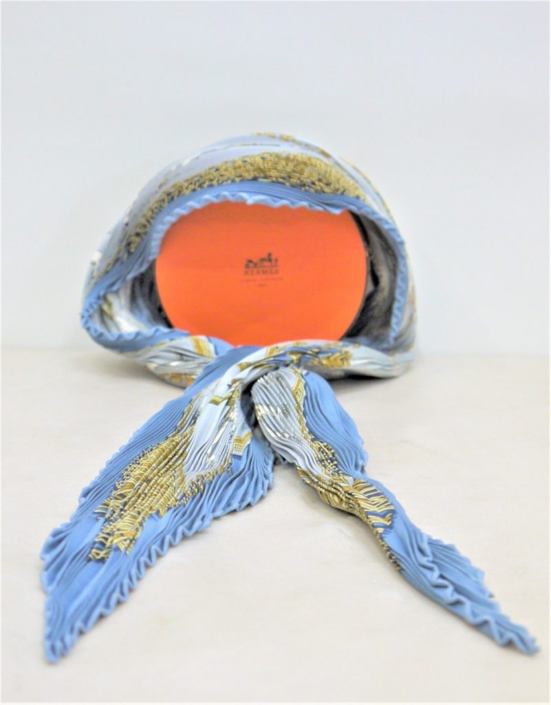 極美品 エルメス スカーフ シルク ツイリー オレンジ JJS02451