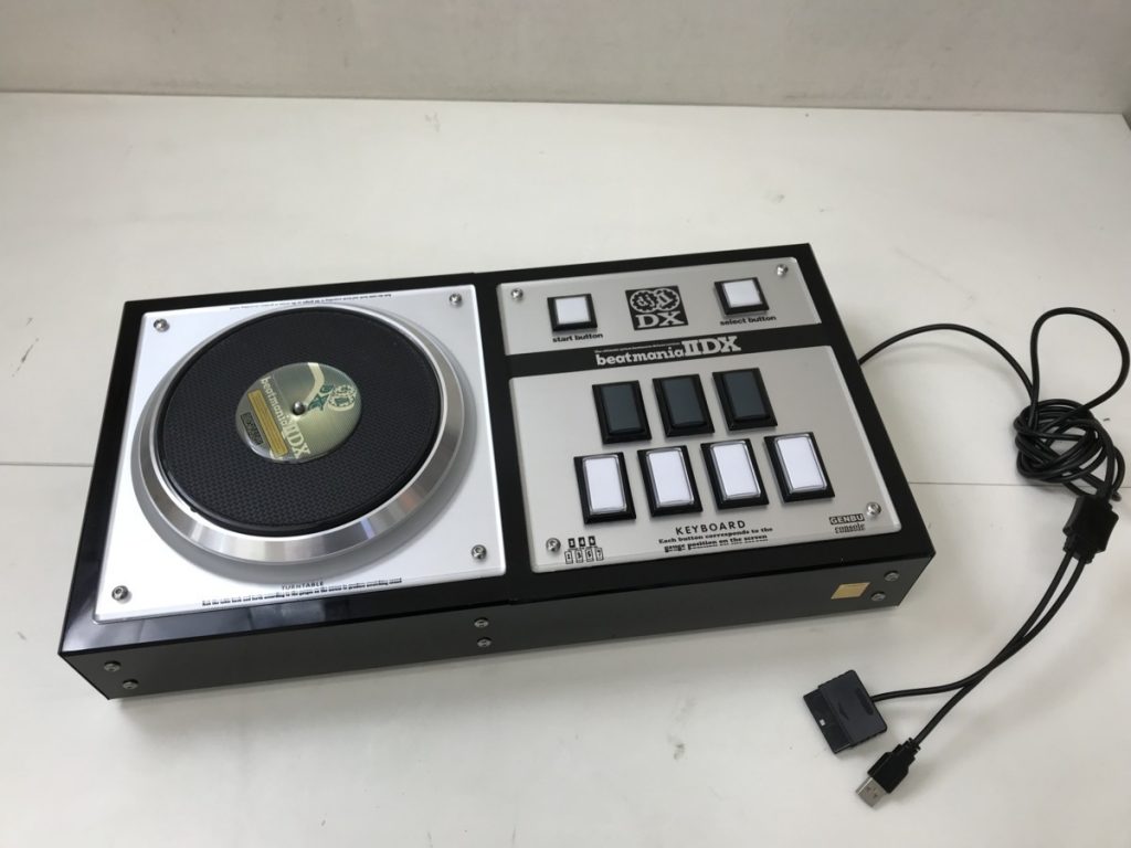 beatmania Ⅱ DX 専用コントローラ DJ ゲーム PS2 プレステ TURNTABLE ターンテーブル BEMANI ビートマニア  現状品のお買取をさせていただきました。 | 出張買取なら錬金堂