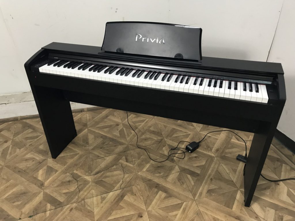 CASIO Privia PX-735 電子ピアノ 88鍵盤 スピーカー内蔵 2012年製 黒 カシオのお買取をさせていただきました。 | 出張買取なら錬金堂