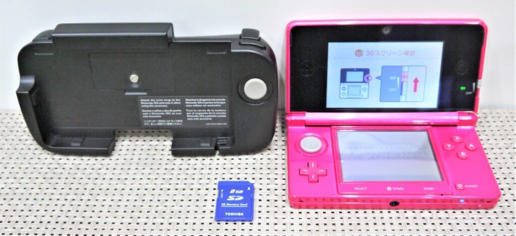 任天堂 NINTENDO 3DS CTR-001 本体 グロスピンク パッド CTR-009 2GBSD