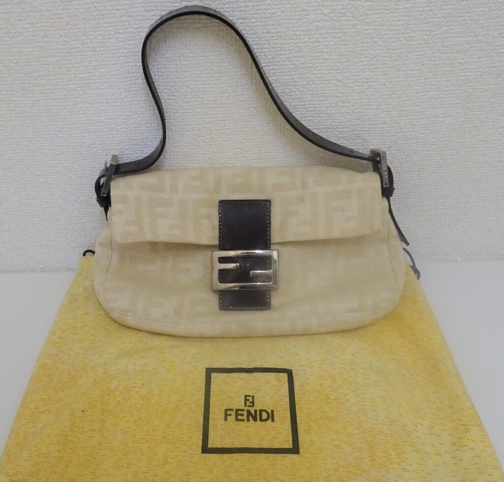 フェンディ FENDI キャンバス 2354 26424 008 マンマバケット オフ