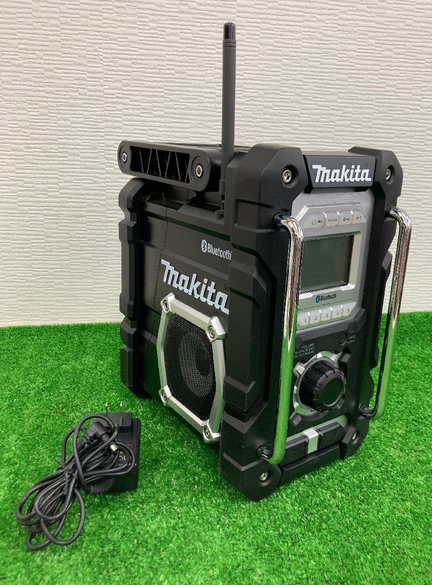 Makita - ☆中古品☆makita マキタ 9.6V～24V 充電式ラジオ MR100 本体