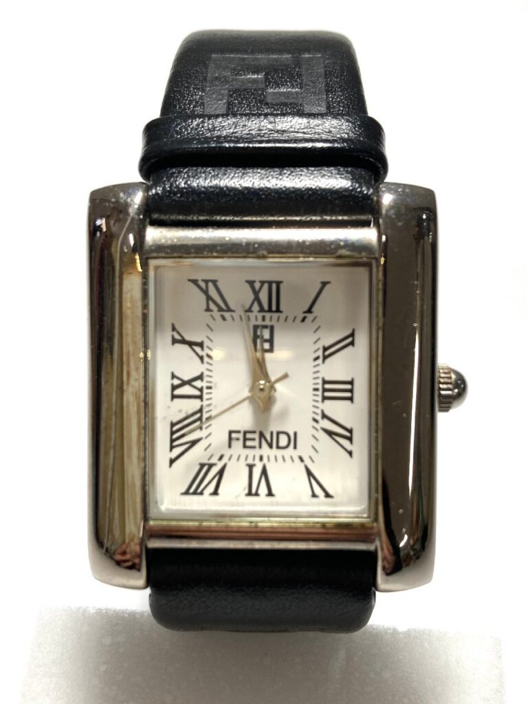 FENDI フェンディ 腕時計 時計 革ベルト 正規 ヴィンテージ ユニ 