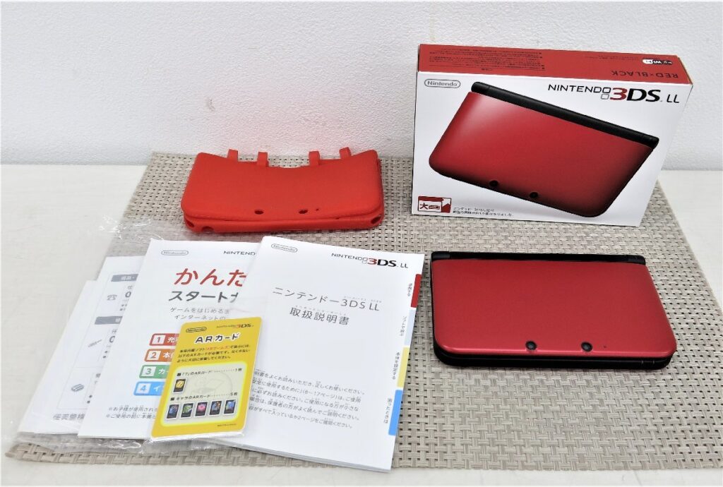 Nintendo 任天堂 3DS LL RED×BLACK 初期化済みのお買取をさせて