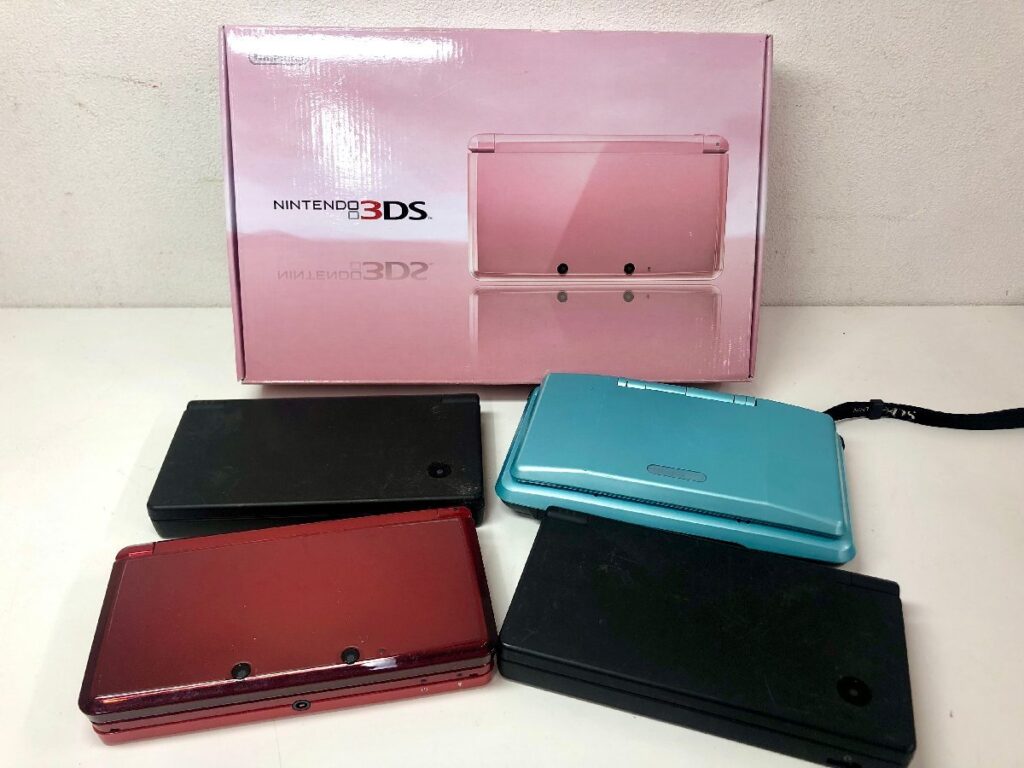 動作確認済み 任天堂 DS２DSi 3DS 本体 Nintendo ブラック ピンク