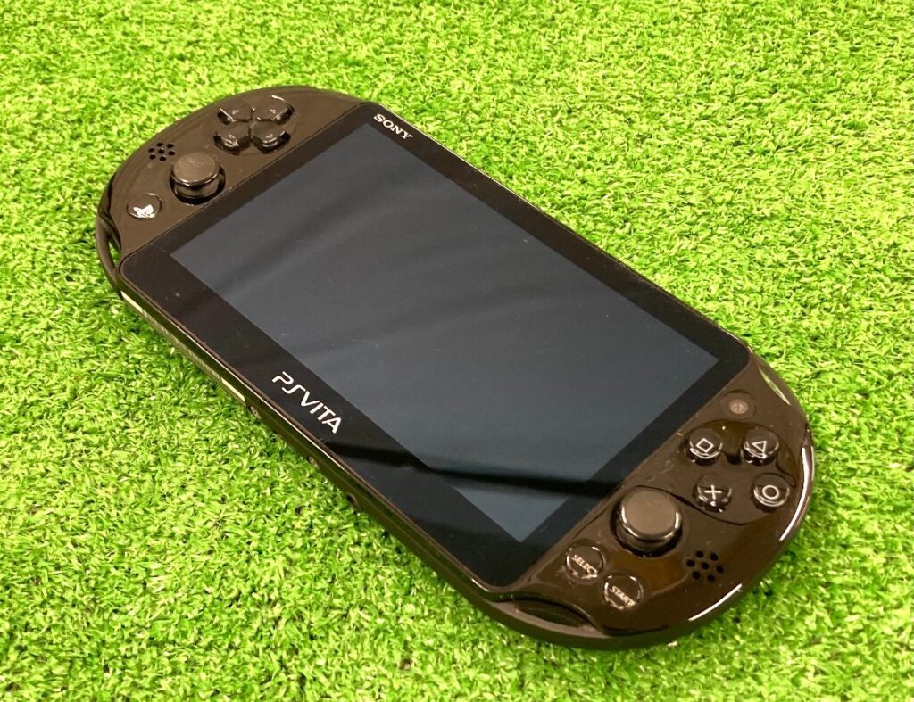 PlayStation Vita PS VITA ソニー SONY PCH-2000 本体 ブラック Wi-Fi