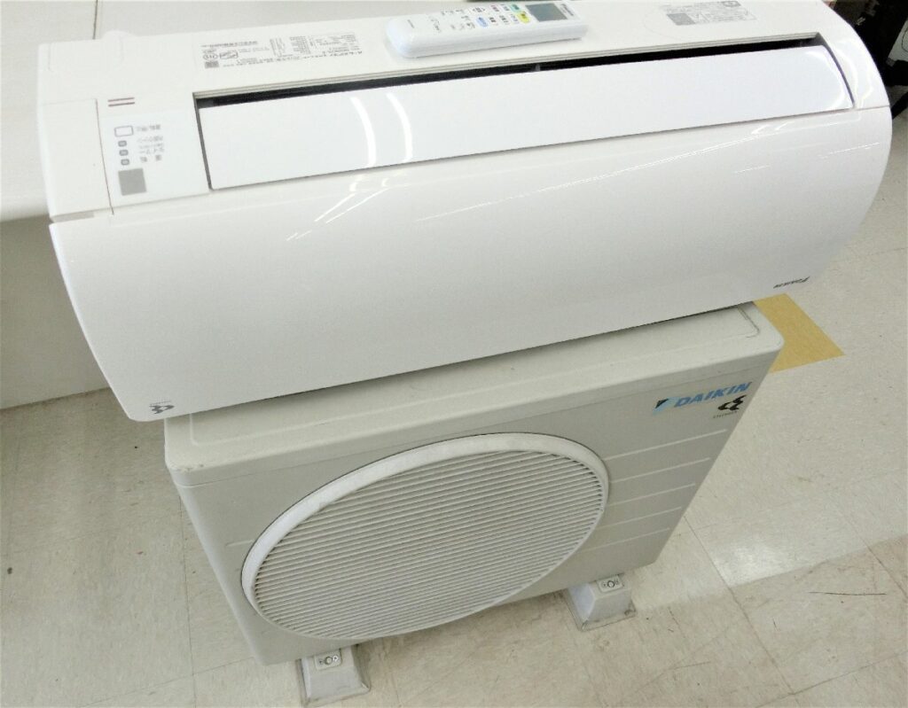 ダイキン DAIKIN エアコン 2019年式 AN56WEPK-W 背板無し 室外機 AR22XESKのお買い取りをさせて頂きました。 |  出張買取なら錬金堂