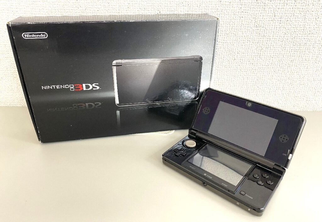Nintendo 任天堂 ニンテンドー 3DS CTR-001 箱あり コスモブラック 本体 ゲーム機 初期化・簡易動作確認済み