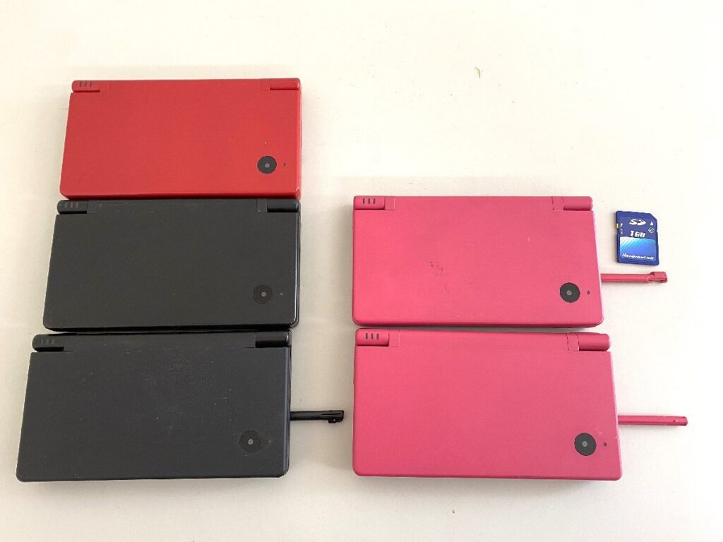 Nintendo 任天堂 DSi ブラック ピンク レッド TWL-001 ゲーム機 本体 5台 まとめ売り 初期化・簡易動作確認済み