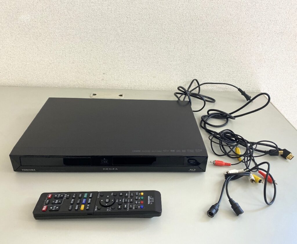 TOSHIBA 東芝 REGZA レグザ HDD＆ブルーレイディスクレコーダー BDレコーダー D-BZ510 2011年製 簡易動作確認済み