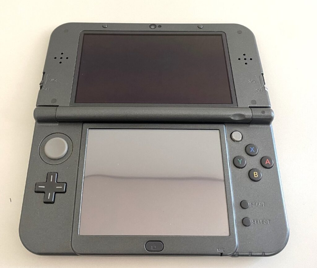 Nintendo 任天堂 ニンテンドー NEW 3DSLL メタリックブラック RED-001 本体 ゲーム機 初期化・動作確認済み