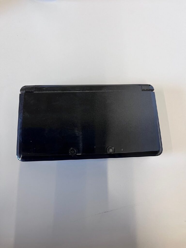 任天堂 NINTENDO 3DS CTR-001 本体のみ ※初期化済 通電・簡単動作確認済