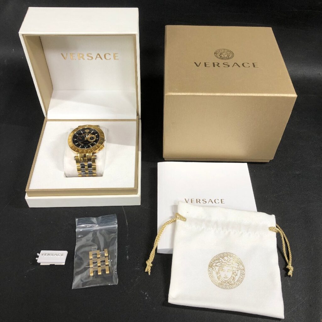 動作未確認 VERSACE ヴェルサーチ メデューサ DUAL TIME Vレース クロノグラフ 箱付き 腕時計