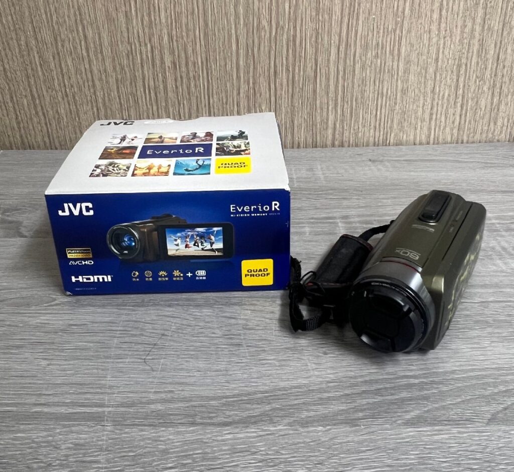 JVCケンウッド デジタルビデオカメラ 本体 グリーン GZ-R400-G 2017年製 元箱付き