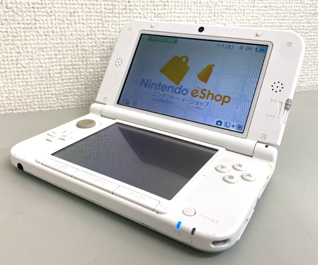 美品)Nintendo3DSLL本体ミントホワイト 美品】ニンテンドー3DS LL