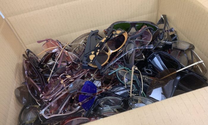 動作未確認 ジャンク SONY 初代 初期型 AIBO アイボ ERS-111 犬