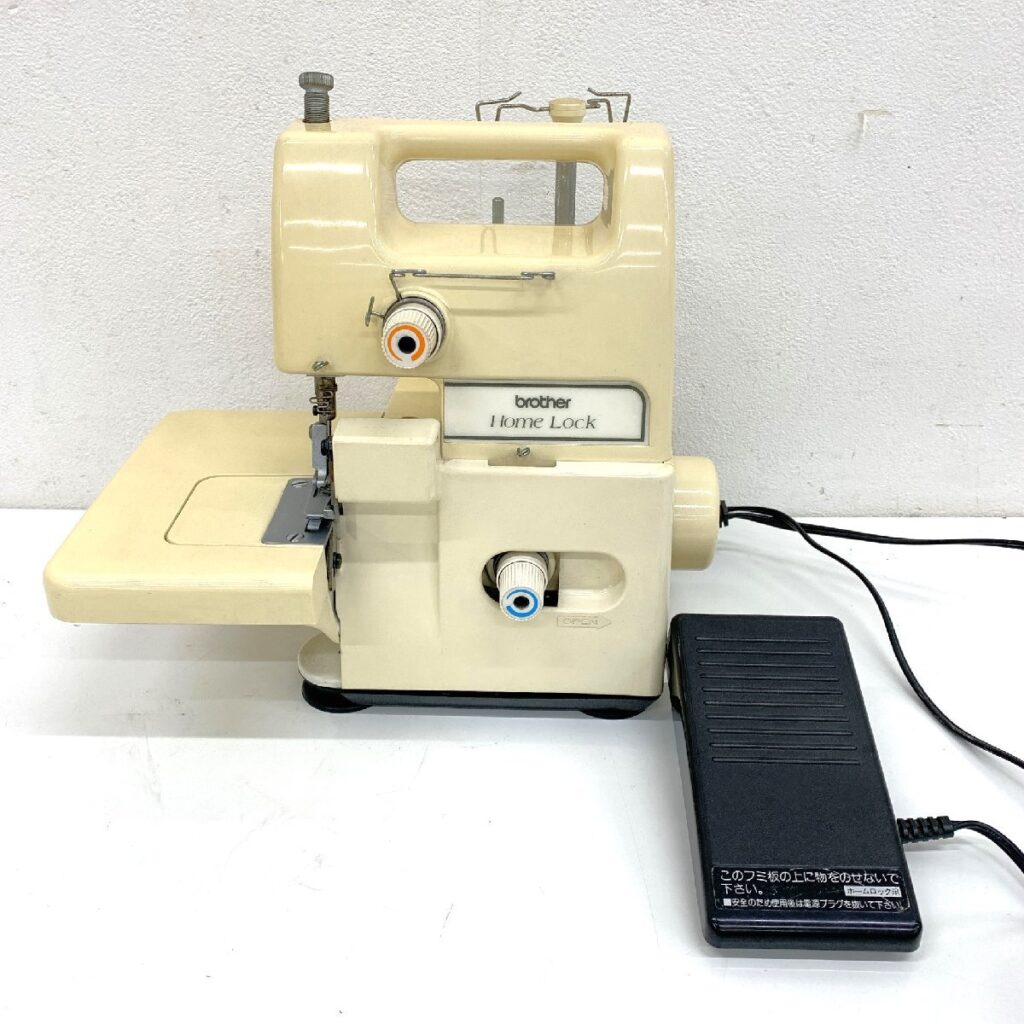 brother ブラザー HOME LOCK ロックミシン TE4-B223 フットペダル付き FC-304-04 簡易動作確認済み