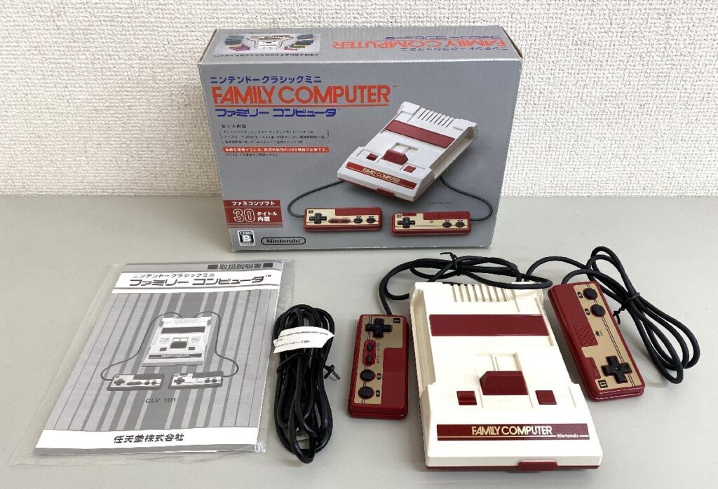 Nintendo 任天堂 クラシックミニ ファミリーコンピュータ ファミコン CLV-101 ゲーム機 本体 簡易動作確認済み