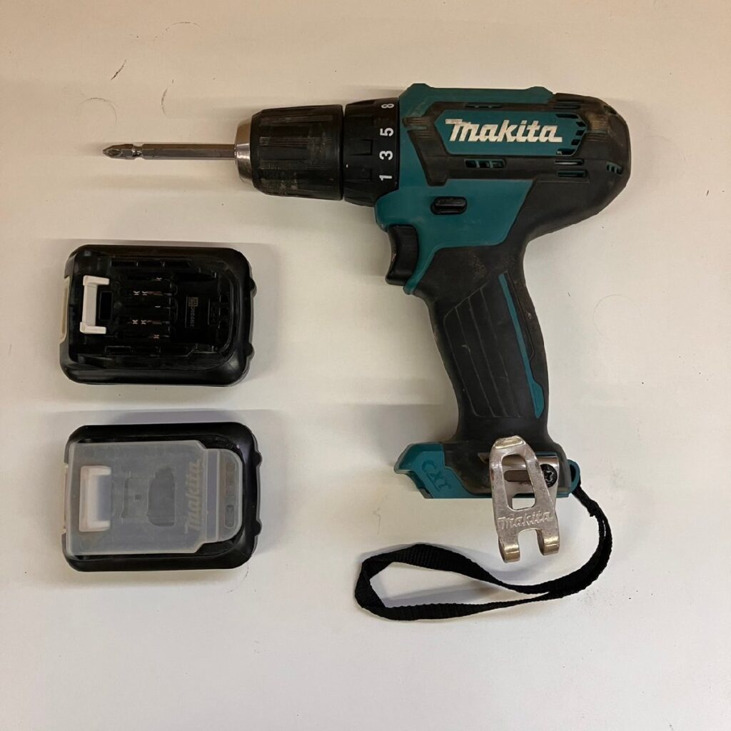makita マキタ 充電式ドライバドリル DF333D バッテリ×2 BL1015 セット