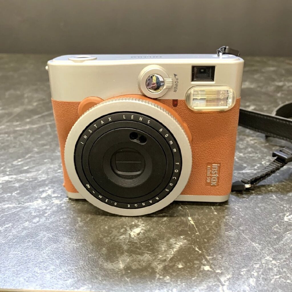 FUJIFILM 富士フイルム インスタントカメラ チェキ instax mini 90 ネオクラシック