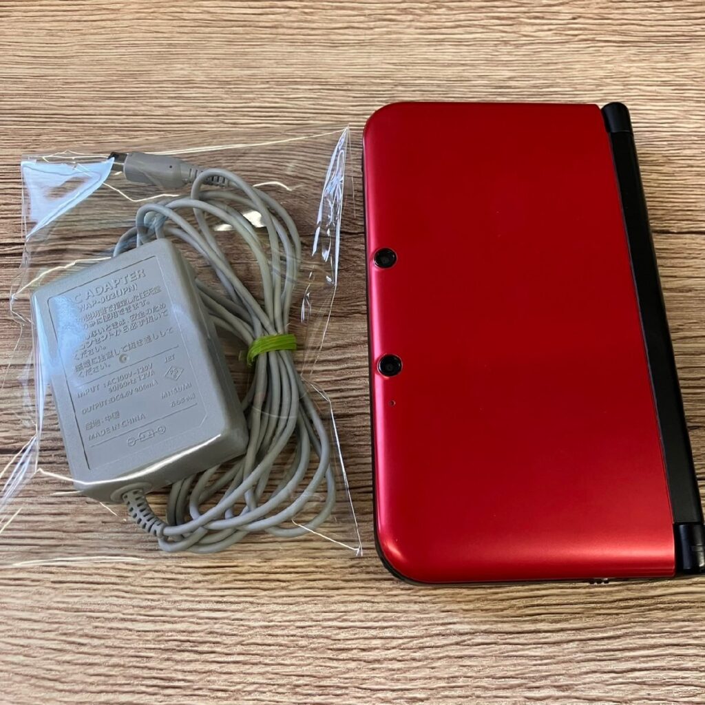 Nintendo 任天堂 ニンテンドー 3DSLL SPR-001 充電ケーブル付き