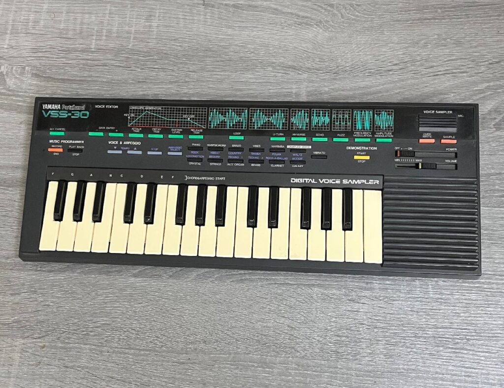 YAMAHA ヤマハ Porta Sound ポータサウンド デジタルボイスサンプラー キーボード VSS-30 本体のみ