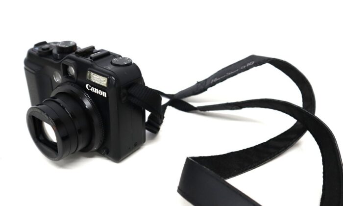 Nikon FG 一眼レフカメラ 36〜72mmレンズ付き Nikon ニコン FG レンズセット 一眼レフカメラ フィルムカメラ