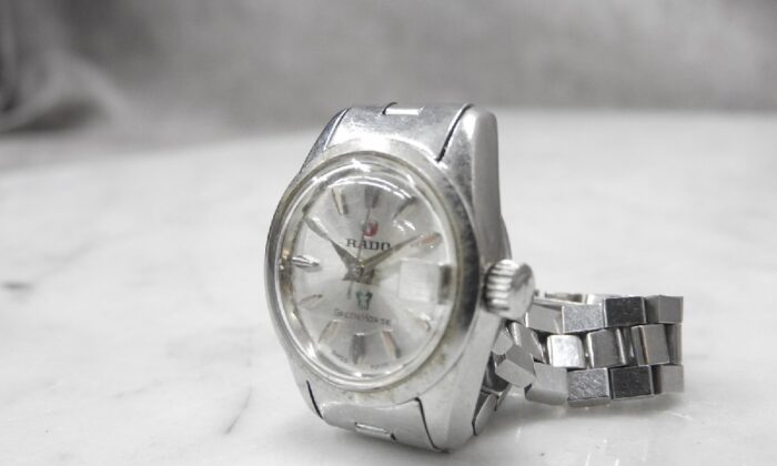 ジャンク 不動品 CITIZEN JUNCTION ムーンフェイズ 6185-KO4905