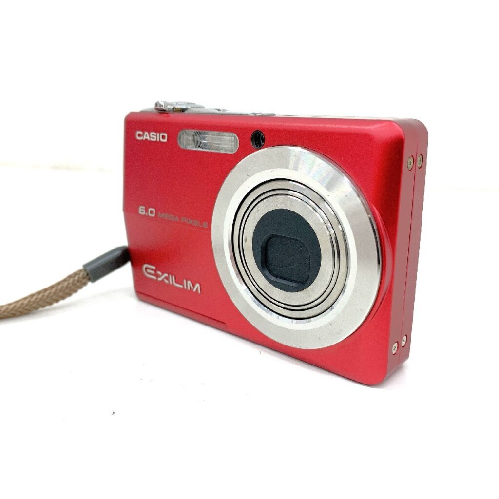 CASIO EXILIM EX-Z600 6.0 MEGA PIXELS カシオ エクシリム コンパクトデジタルカメラ バッテリー付き