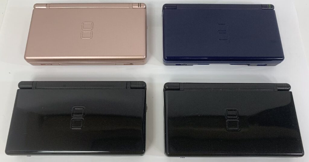Nintendo DS Lite USG-001 任天堂 ニンテンドー 本体 4台まとめて