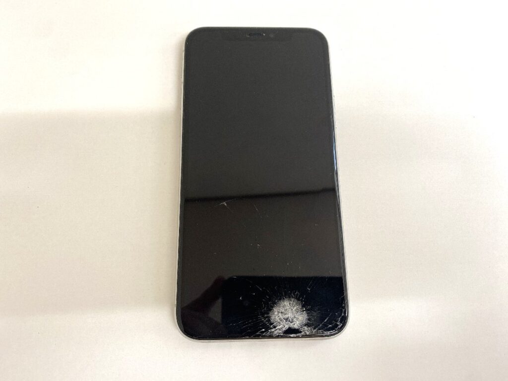 Apple iPhone11 Pro シルバー アップル スマホ アイフォン