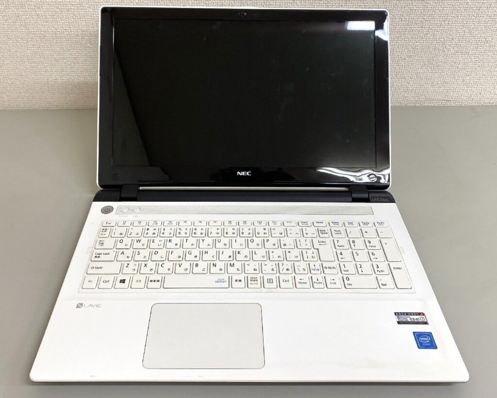 NEC LAVIE PC-GN17CJSA6 ホワイト ノートパソコン PC 汚れ有り ※電源ケーブル欠品