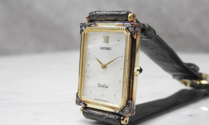 BALENCIAGA バレンシアガ TG 88 1 05531 18K GEP デイト 時計