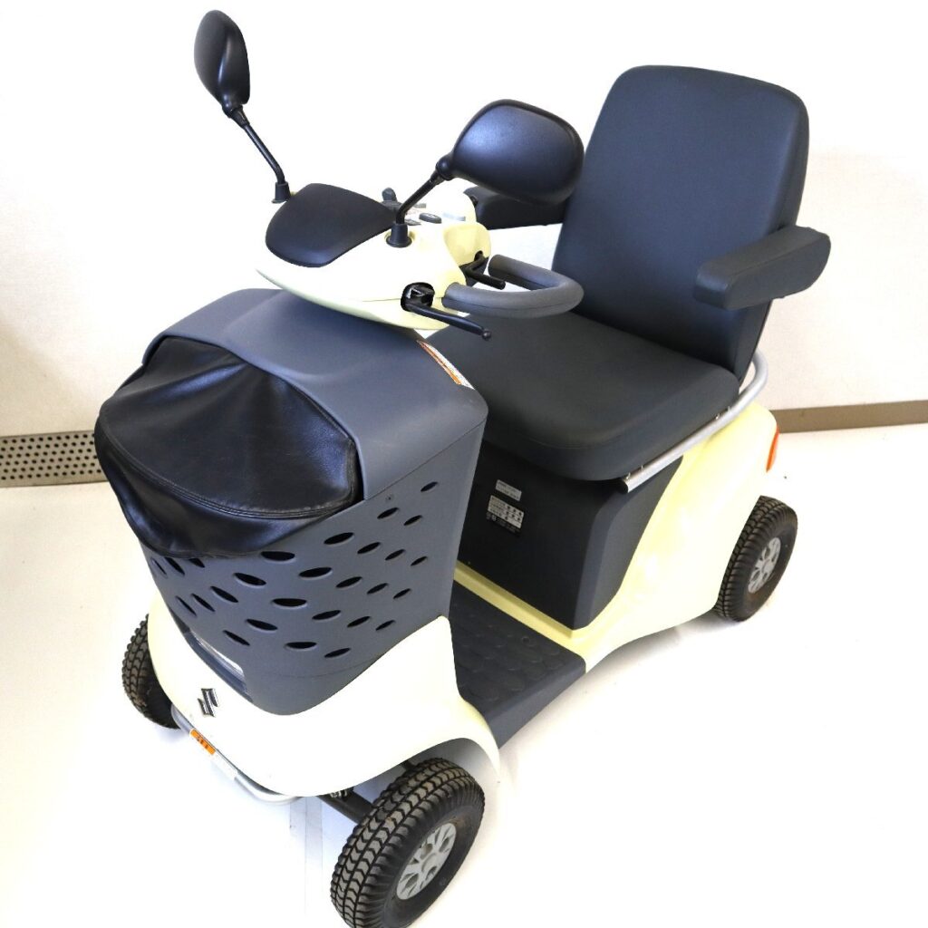 スズキ シニアカー ET4D-45 セニアカー 電動車椅子 SUZUKI