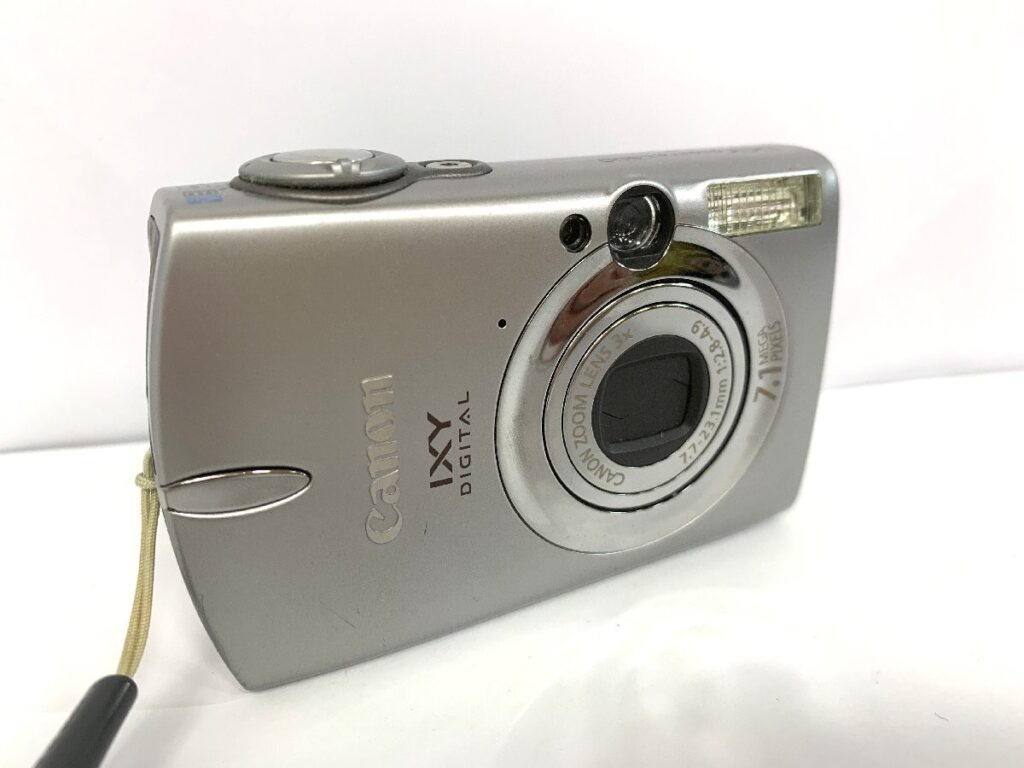 Canon IXY DIGITAL 600 コンパクトデジタルカメラ PC1114 キヤノン イクシー 本体