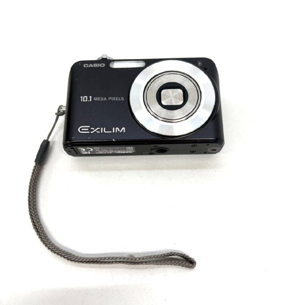 CASIO EXILIM コンパクトデジタルカメラ EX-Z1050 カシオ