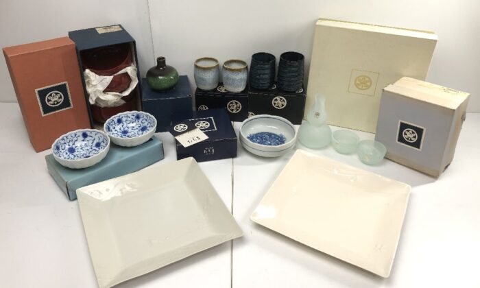 「祖母の家の整理品 / アクセサリーまとめ売り / 24K gp 金杯セット」 祖母の家の整理品 / アクセサリーまとめ売り / 24K gp 金杯セット