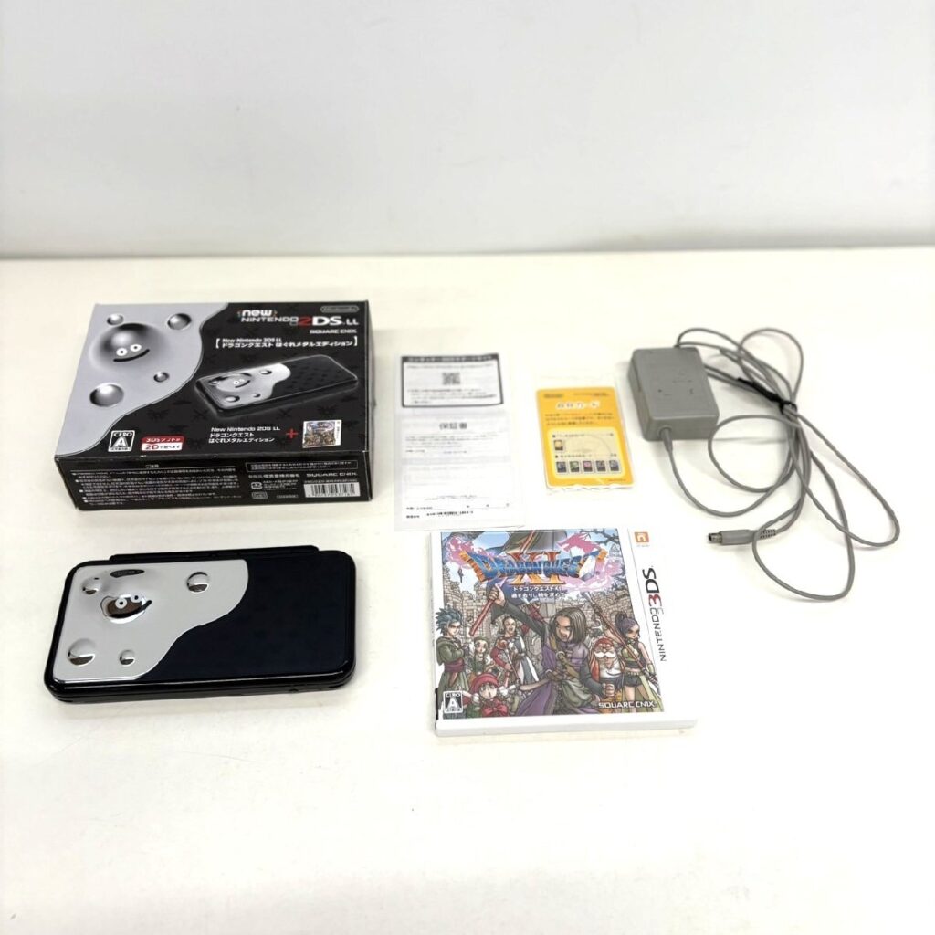 任天堂 Newニンテンドー2DS LL JAN-001 はぐれメタルエディション ドラゴンクエストXI 過ぎ去りし時を求めて