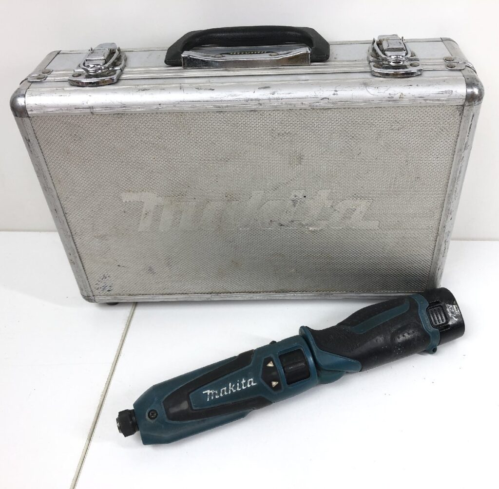 makita 充電式ペンインインパクトドライバ TD021D マキタ 7.2V バッテリ×2個 充電器 電動具