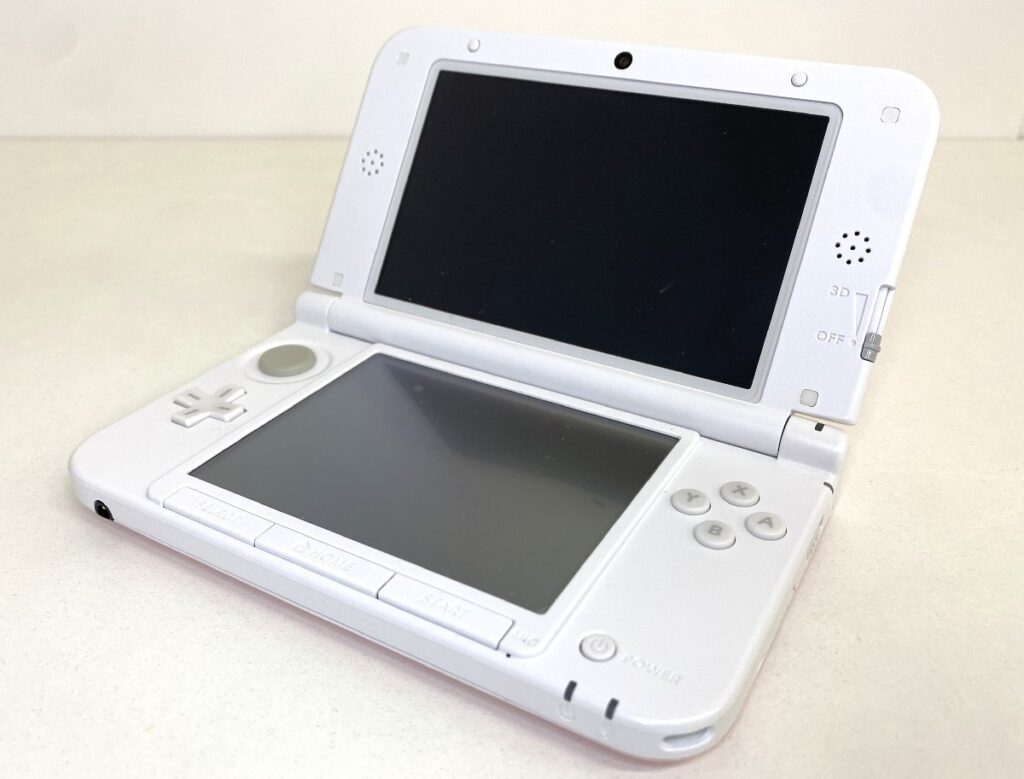 Nintendo 3DSLL 本体 ワンピース アンリミテッドワールドR チョッパーピンク SPR-001 任天堂 ニンテンドー ゲーム機