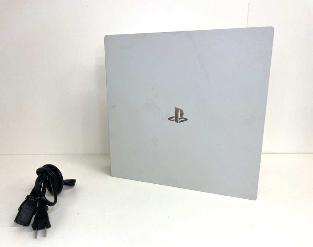 SONY PlayStation4 Pro CUH-7000B ソニー プレイステーション4 プレステ PS4 ゲーム機