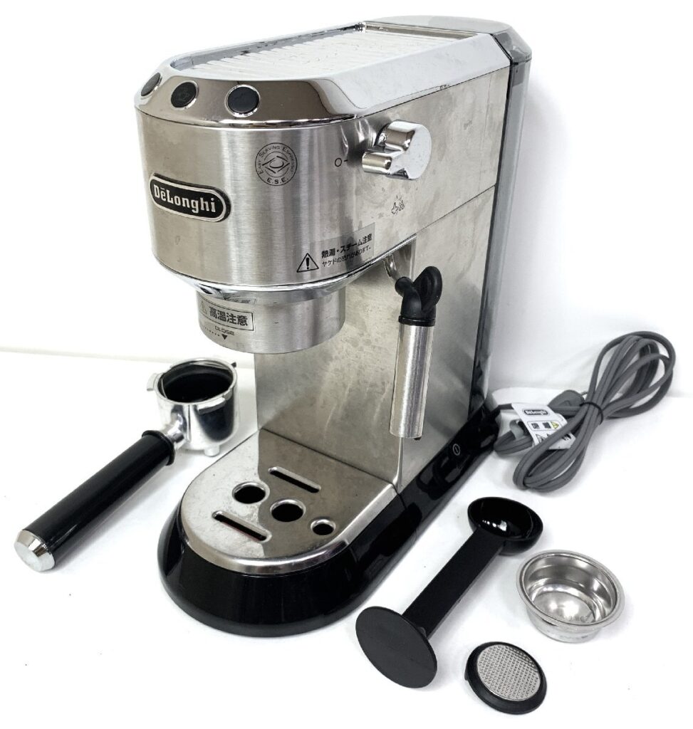 デロンギ デディカ エスプレッソ・カプチーノメーカー EC680M ブラック×シルバー 1L DeLonghi Dedica