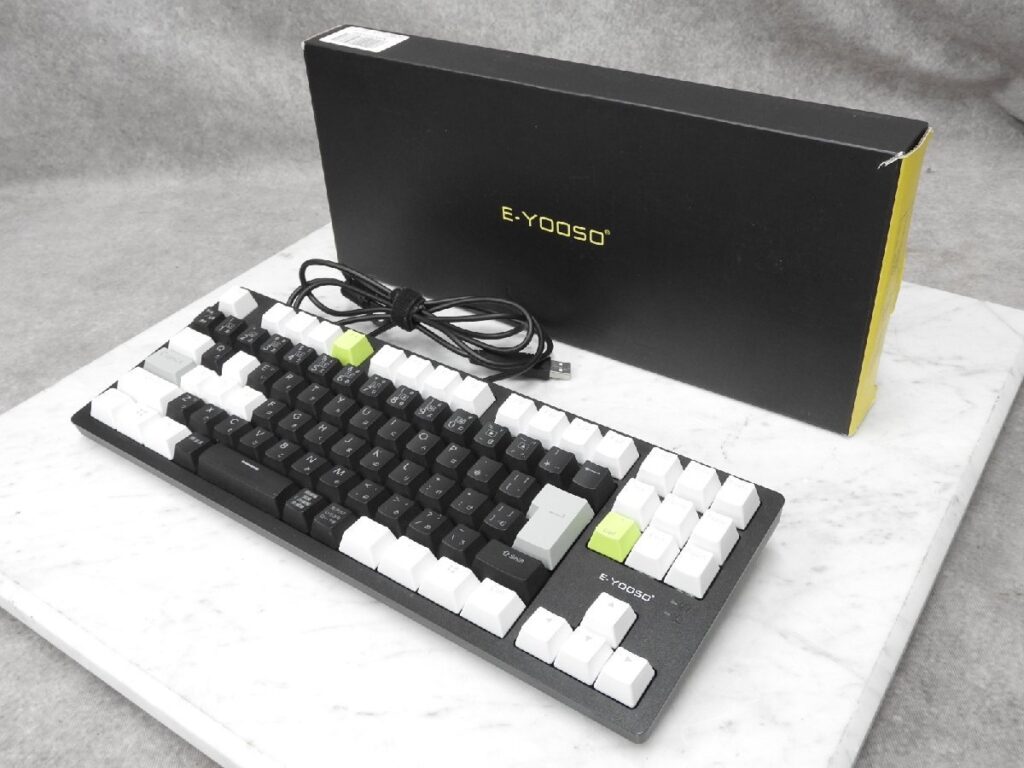 E-YOOSO ゲーミングキーボード有線 K-620